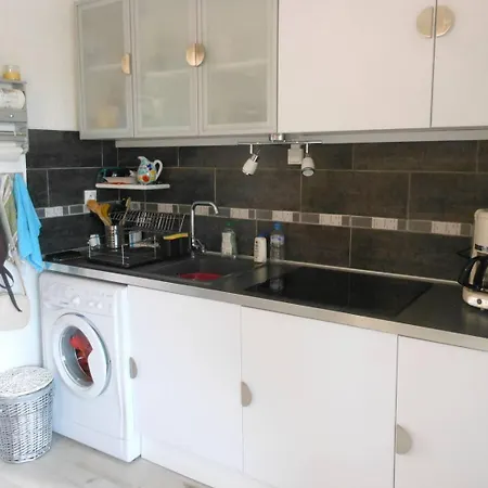 Lejlighed Appt 2 Pieces 21m2 + Loggia 7m2 Ref 4035